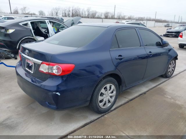 Photo 3 VIN: 5YFBU4EE8CP028289 - TOYOTA COROLLA 