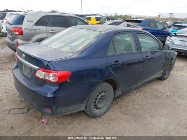 Photo 3 VIN: 5YFBU4EE8CP028342 - TOYOTA COROLLA 