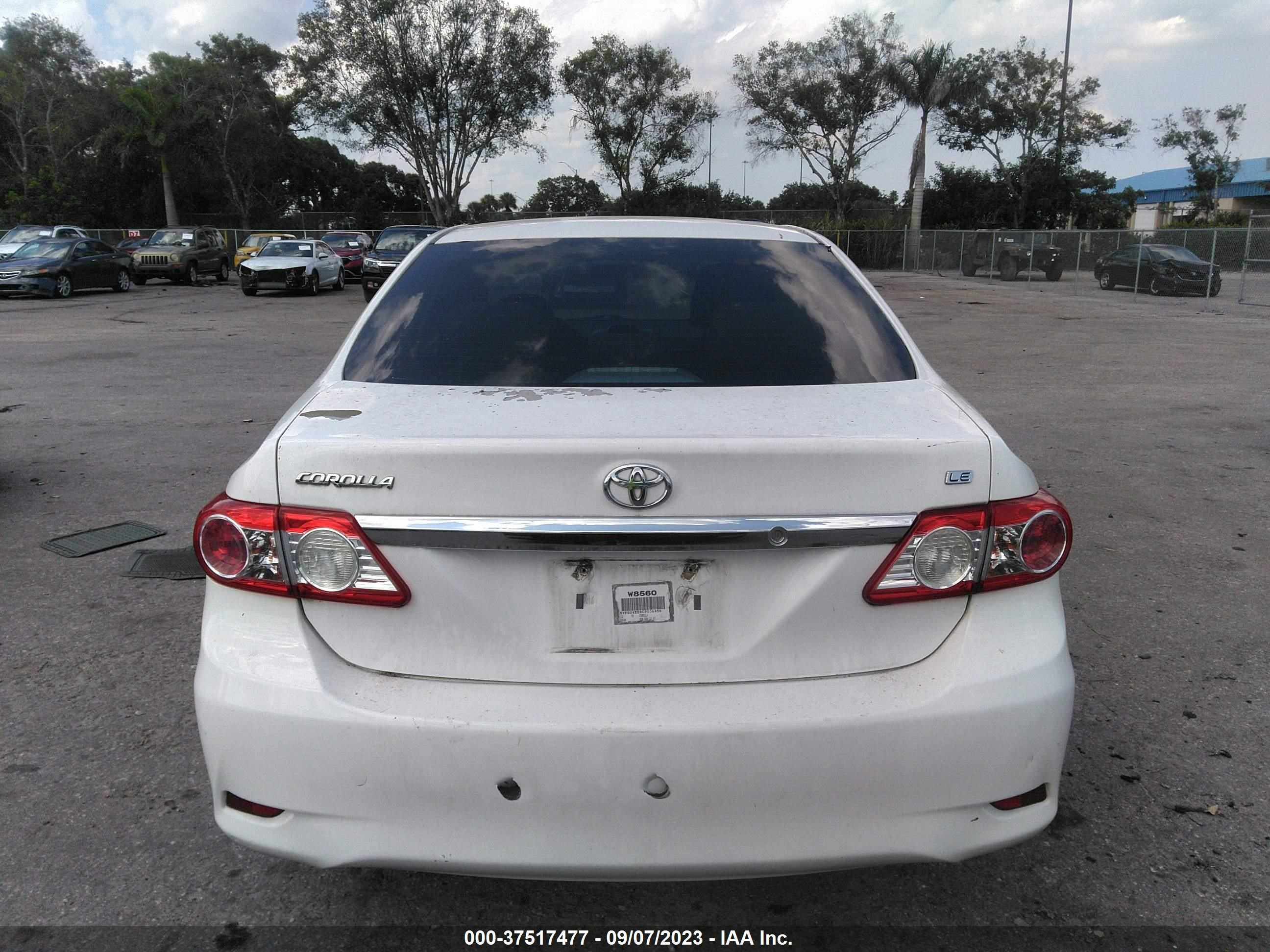 Photo 15 VIN: 5YFBU4EE8CP036456 - TOYOTA COROLLA 