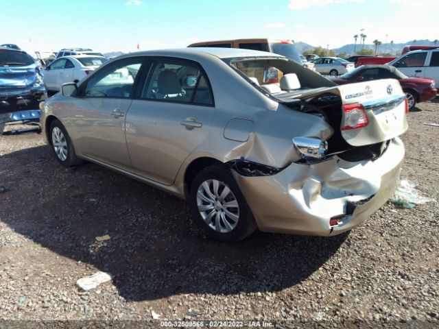 Photo 2 VIN: 5YFBU4EE8CP041642 - TOYOTA COROLLA 