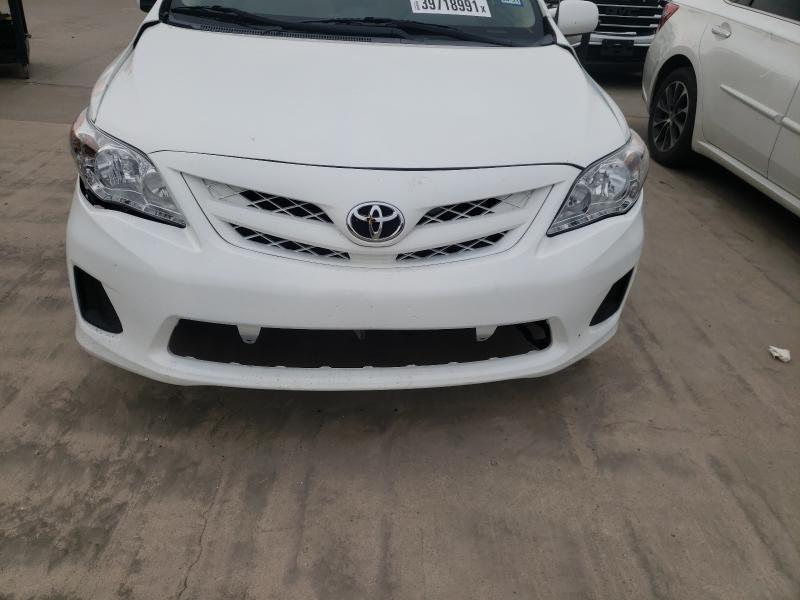 Photo 8 VIN: 5YFBU4EE8CP047201 - TOYOTA COROLLA BA 