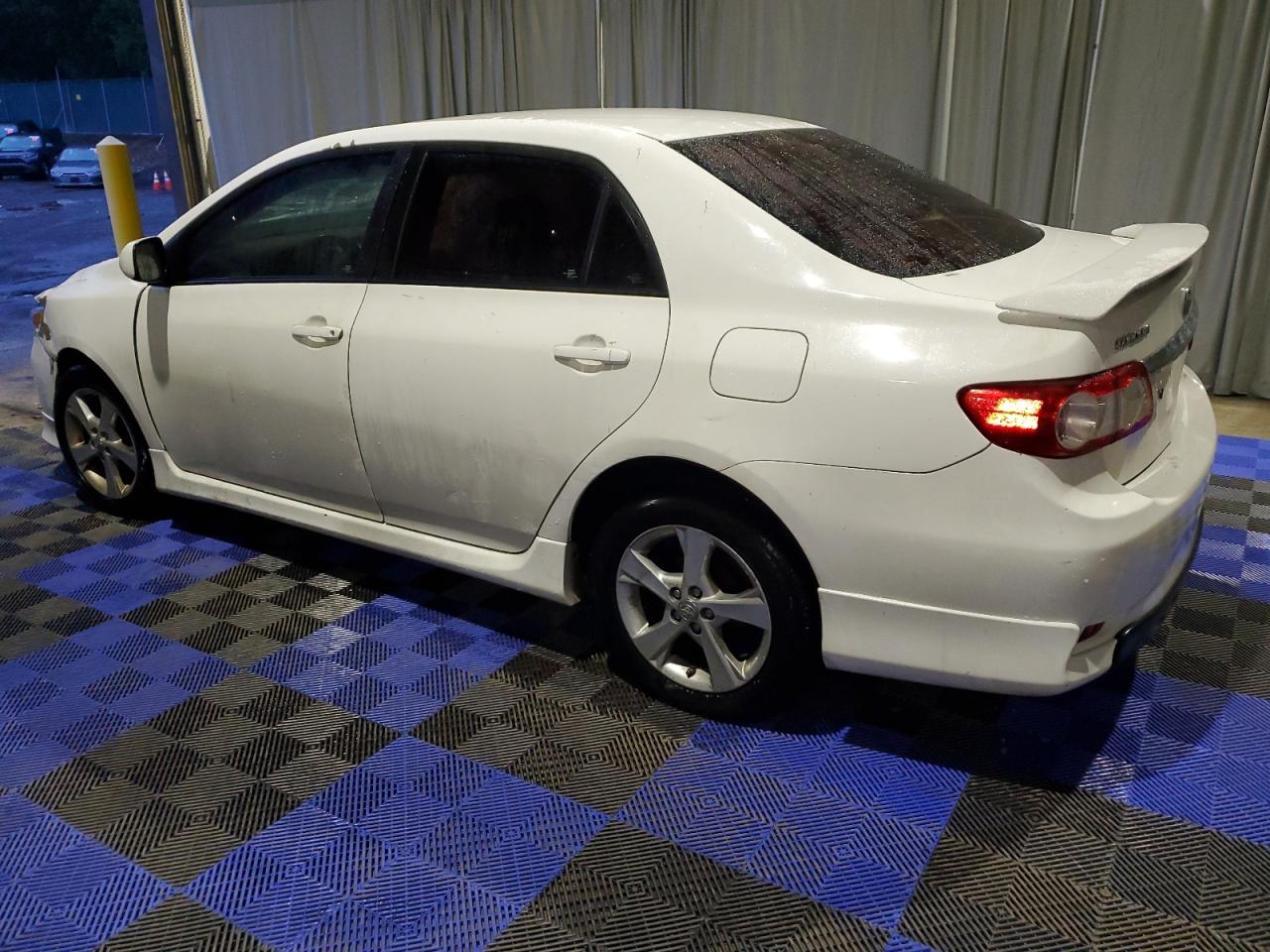 Photo 1 VIN: 5YFBU4EE8DP077896 - TOYOTA COROLLA 