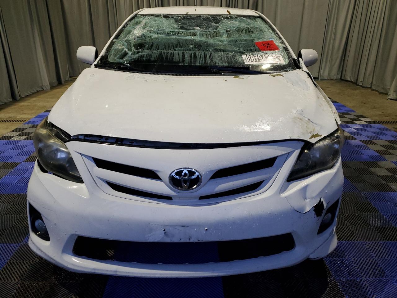 Photo 4 VIN: 5YFBU4EE8DP077896 - TOYOTA COROLLA 