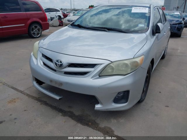 Photo 5 VIN: 5YFBU4EE8DP132461 - TOYOTA COROLLA 