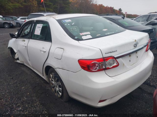 Photo 2 VIN: 5YFBU4EE8DP188416 - TOYOTA COROLLA 