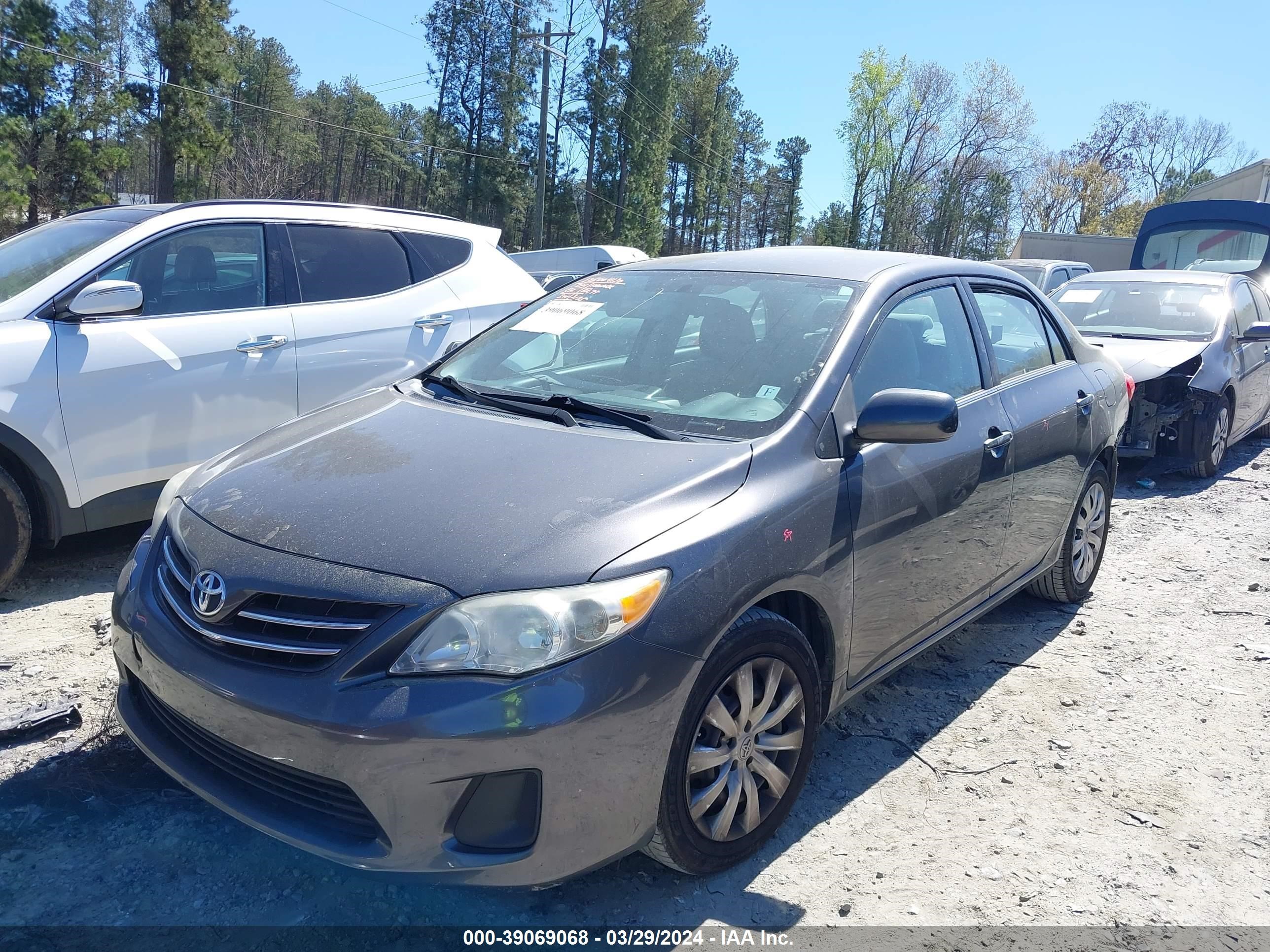 Photo 1 VIN: 5YFBU4EE8DP195432 - TOYOTA COROLLA 