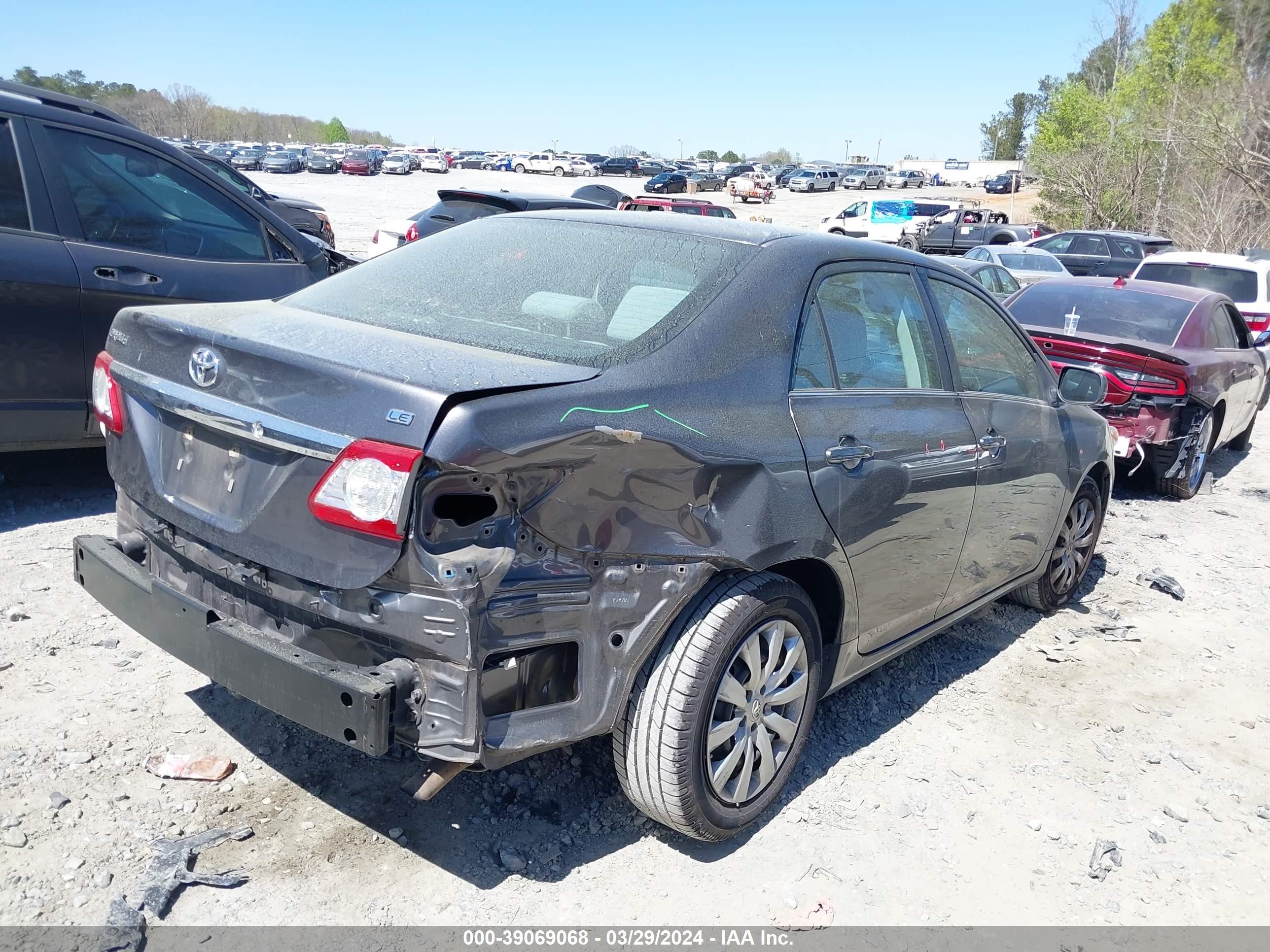 Photo 3 VIN: 5YFBU4EE8DP195432 - TOYOTA COROLLA 