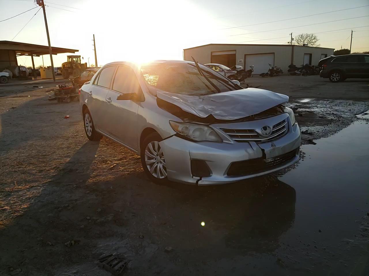 Photo 10 VIN: 5YFBU4EE9DP125731 - TOYOTA COROLLA BA 