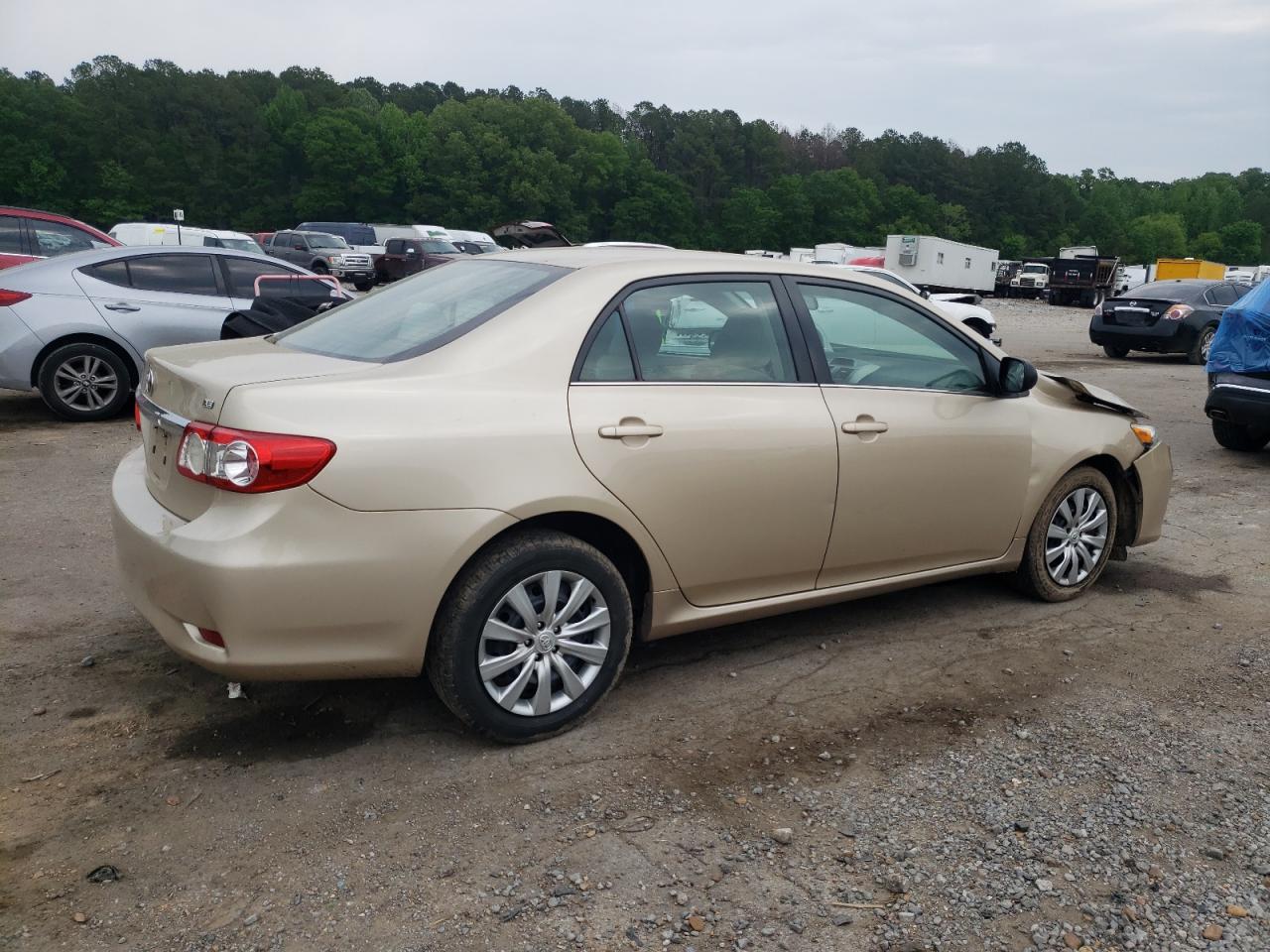 Photo 2 VIN: 5YFBU4EE9DP144893 - TOYOTA COROLLA 