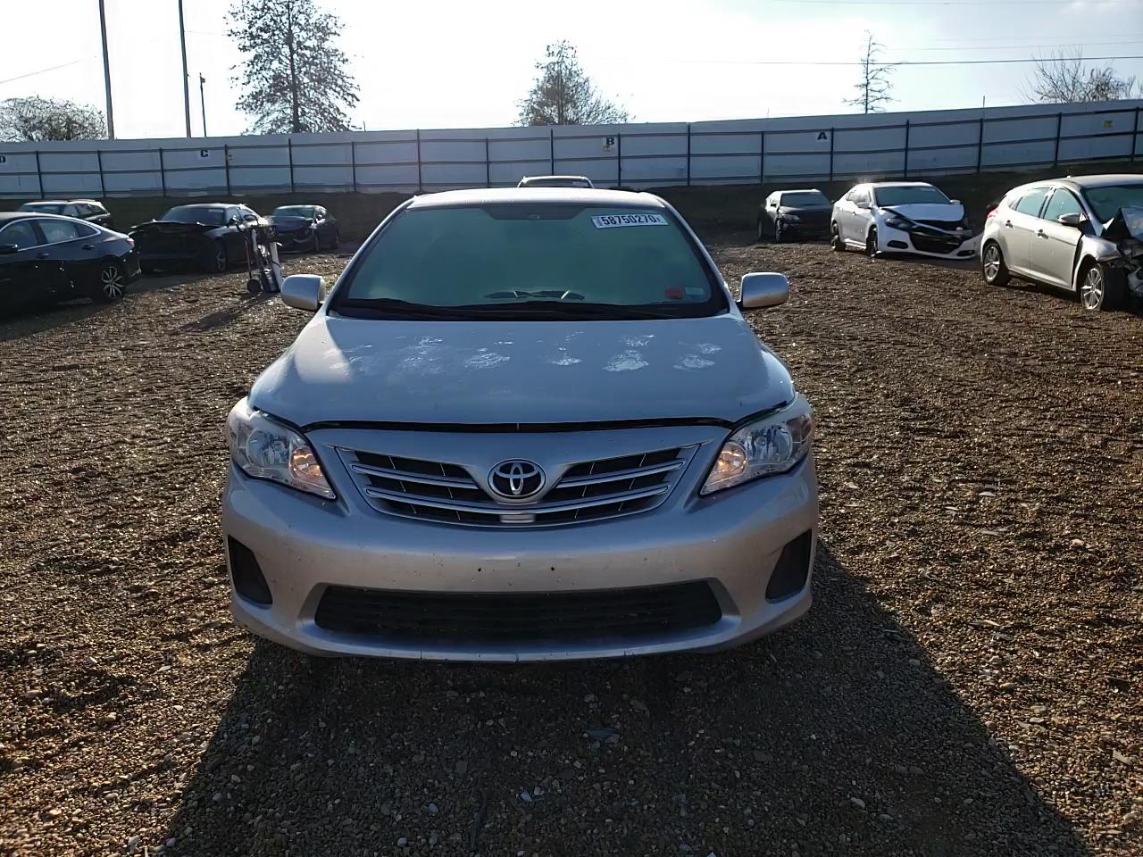 Photo 10 VIN: 5YFBU4EE9DP182723 - TOYOTA COROLLA BA 