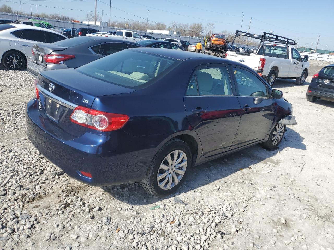 Photo 2 VIN: 5YFBU4EE9DP214408 - TOYOTA COROLLA 