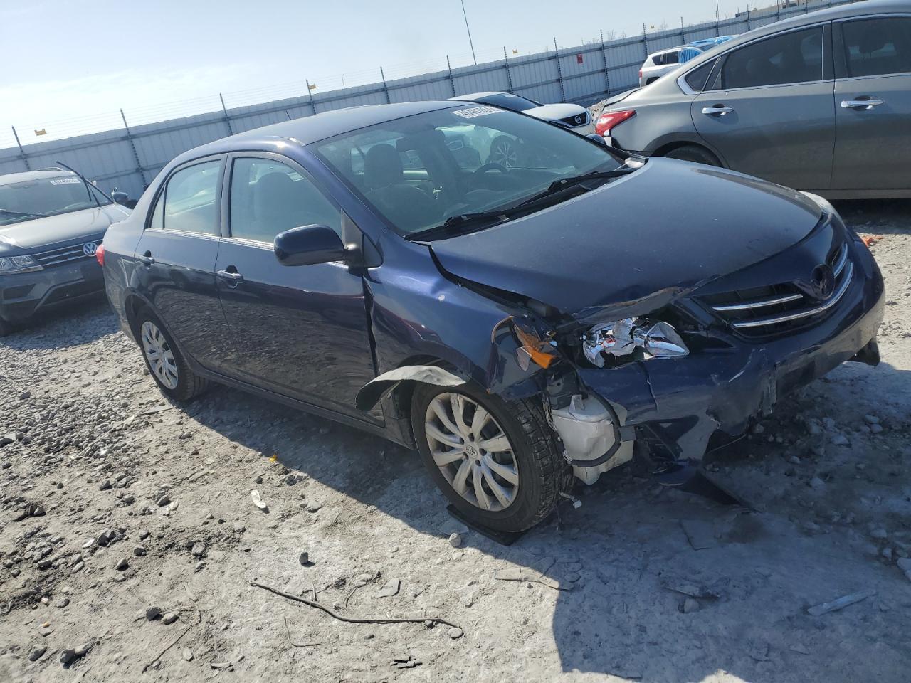 Photo 3 VIN: 5YFBU4EE9DP214408 - TOYOTA COROLLA 