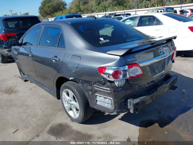 Photo 2 VIN: 5YFBU4EEXCP054800 - TOYOTA COROLLA 