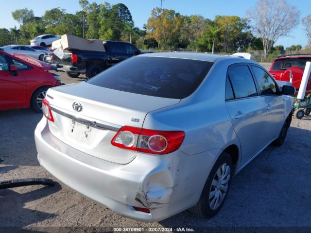 Photo 3 VIN: 5YFBU4EEXDP149617 - TOYOTA COROLLA 