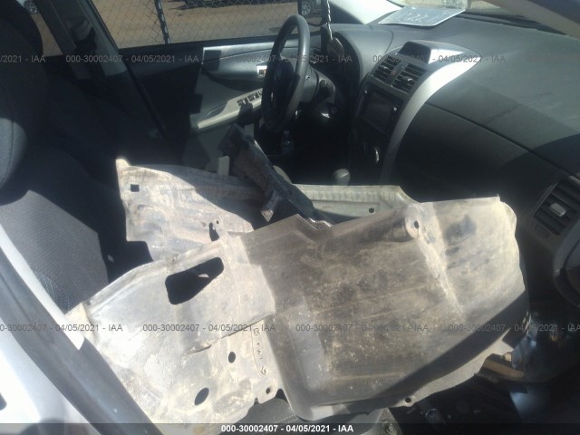 Photo 4 VIN: 5YFBU4EEXDP158530 - TOYOTA COROLLA 