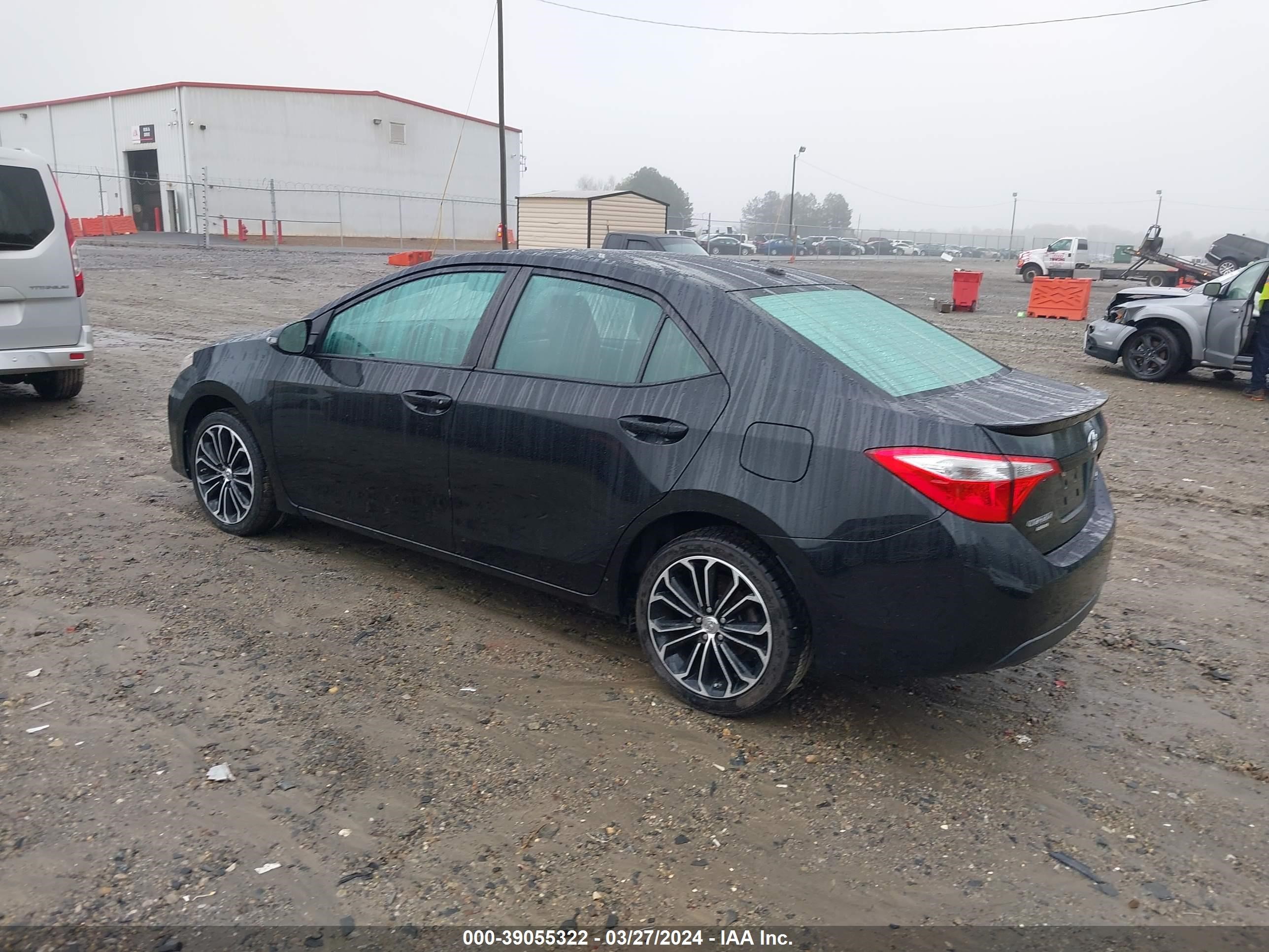 Photo 2 VIN: 5YFBURHE0EP015970 - TOYOTA COROLLA 