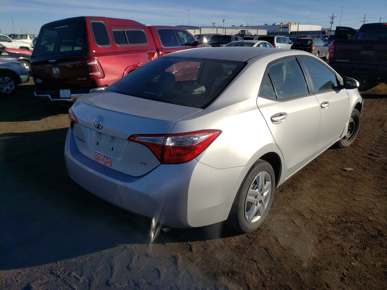 Photo 3 VIN: 5YFBURHE0FP210484 - TOYOTA COROLLA L 