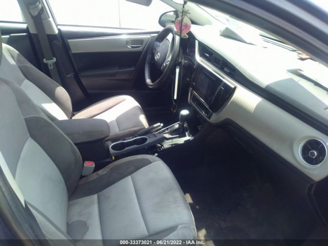 Photo 4 VIN: 5YFBURHE0HP694627 - TOYOTA COROLLA 