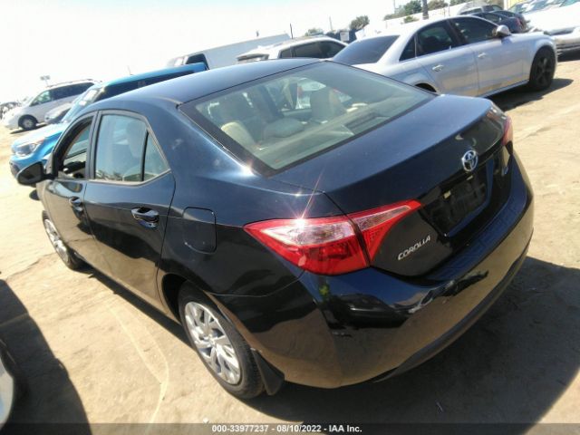 Photo 2 VIN: 5YFBURHE0HP716819 - TOYOTA COROLLA 