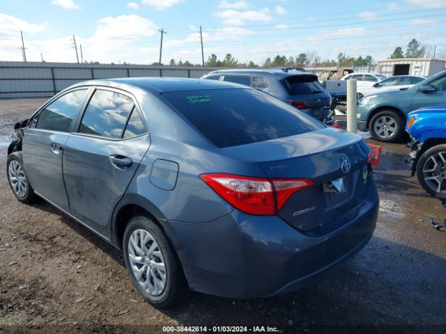 Photo 2 VIN: 5YFBURHE0JP798346 - TOYOTA COROLLA 