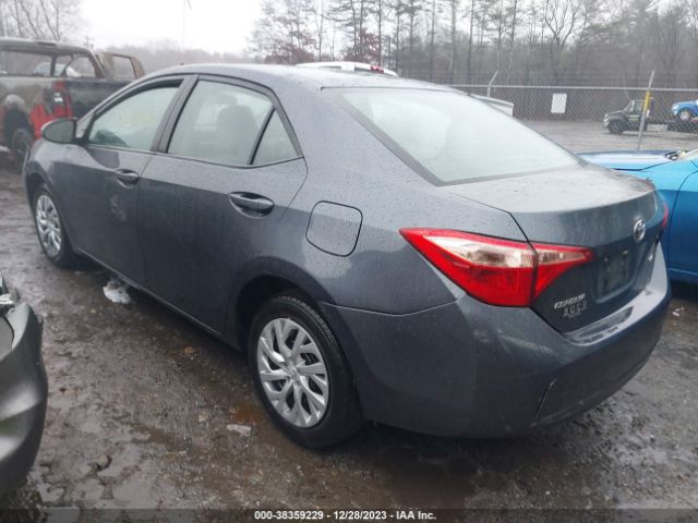 Photo 2 VIN: 5YFBURHE0JP814965 - TOYOTA COROLLA 