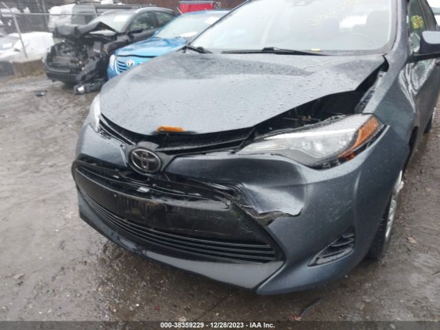 Photo 5 VIN: 5YFBURHE0JP814965 - TOYOTA COROLLA 