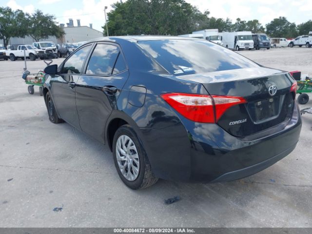 Photo 2 VIN: 5YFBURHE0JP821009 - TOYOTA COROLLA 