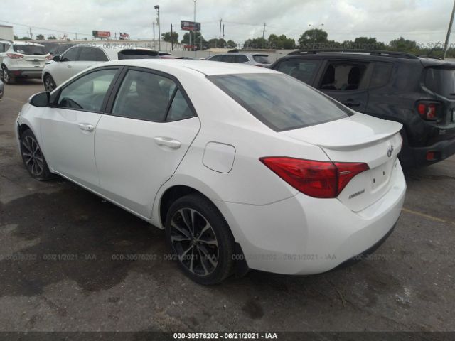 Photo 2 VIN: 5YFBURHE0JP829627 - TOYOTA COROLLA 