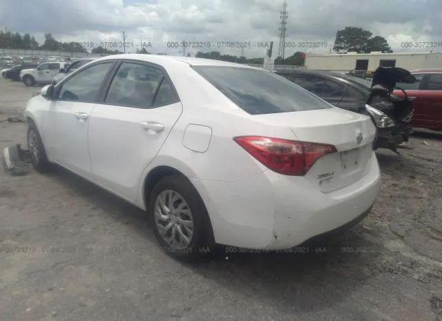 Photo 2 VIN: 5YFBURHE0JT741886 - TOYOTA COROLLA 