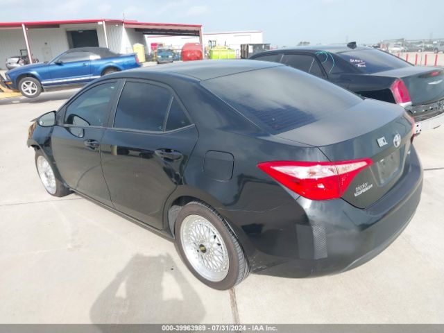 Photo 2 VIN: 5YFBURHE0KP914503 - TOYOTA COROLLA 