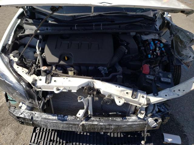 Photo 10 VIN: 5YFBURHE0KP915621 - TOYOTA COROLLA L 