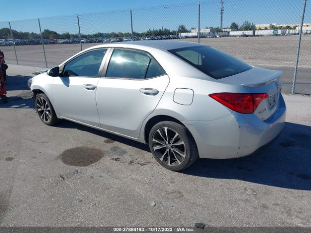 Photo 2 VIN: 5YFBURHE0KP929793 - TOYOTA COROLLA 