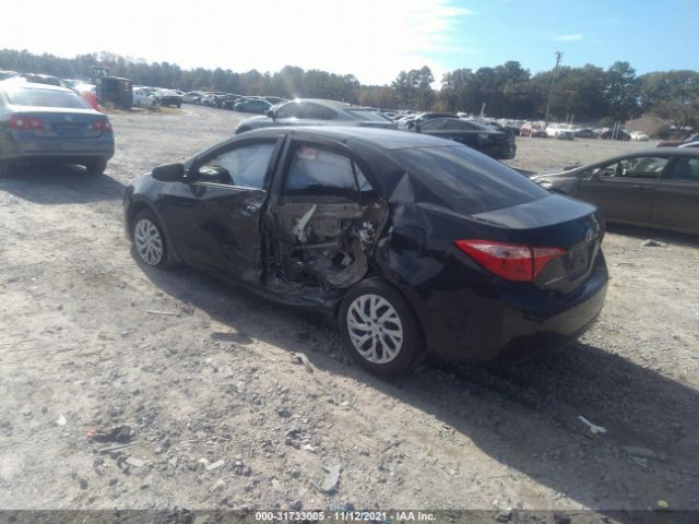 Photo 2 VIN: 5YFBURHE0KP943421 - TOYOTA COROLLA 