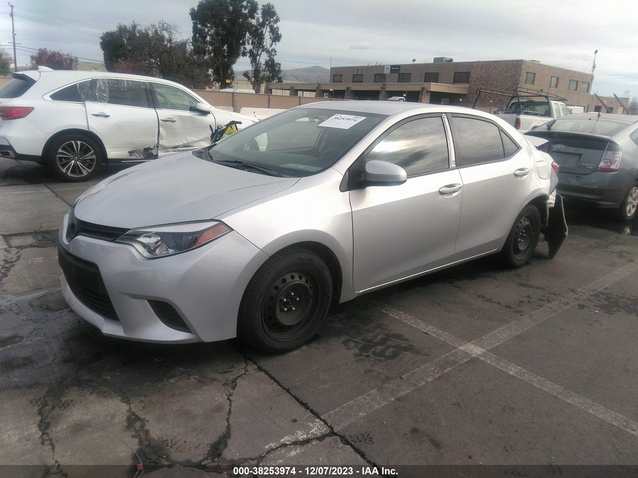 Photo 1 VIN: 5YFBURHE1EP152366 - TOYOTA COROLLA 