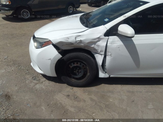 Photo 5 VIN: 5YFBURHE1FP180220 - TOYOTA COROLLA 