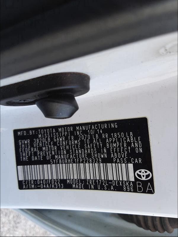 Photo 9 VIN: 5YFBURHE1FP228329 - TOYOTA COROLLA L 