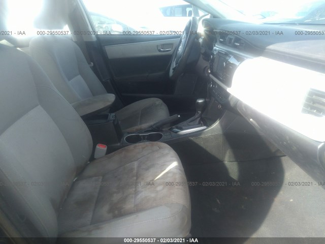 Photo 4 VIN: 5YFBURHE1FP304793 - TOYOTA COROLLA 