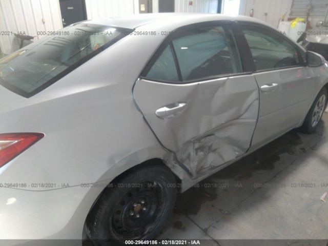 Photo 5 VIN: 5YFBURHE1GP559901 - TOYOTA COROLLA 