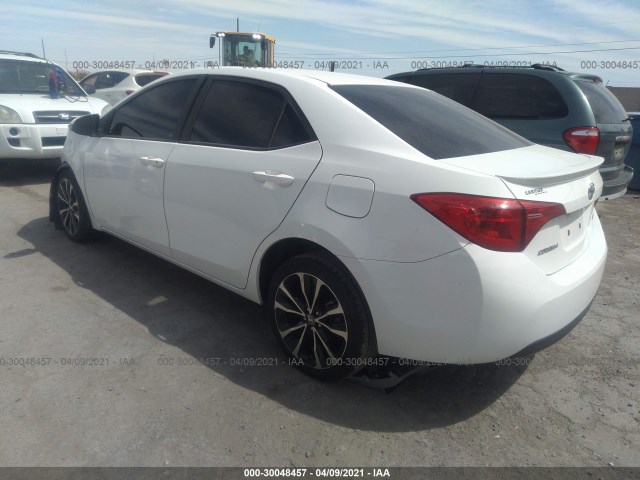 Photo 2 VIN: 5YFBURHE1HP639555 - TOYOTA COROLLA 