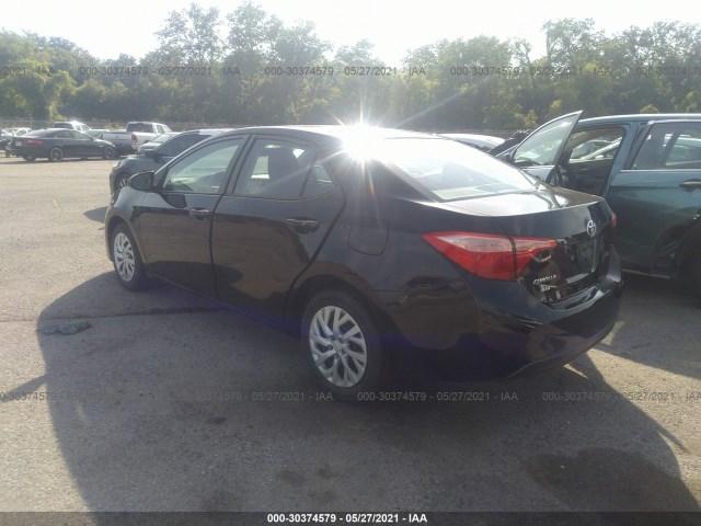 Photo 2 VIN: 5YFBURHE1HP695818 - TOYOTA COROLLA 