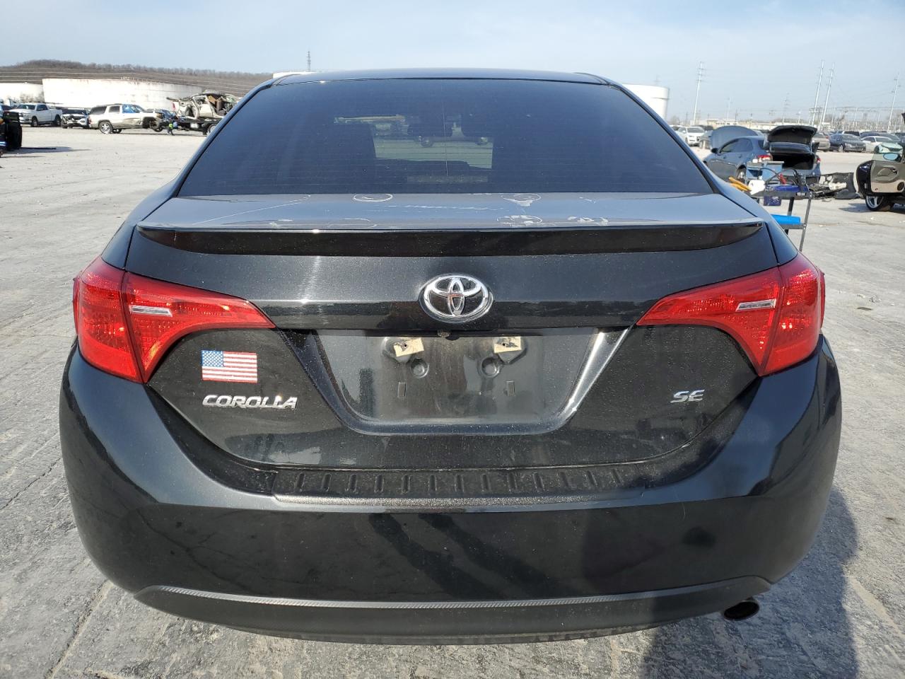 Photo 5 VIN: 5YFBURHE1KP884878 - TOYOTA COROLLA 