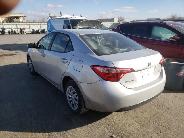 Photo 2 VIN: 5YFBURHE1KP898800 - TOYOTA COROLLA L 