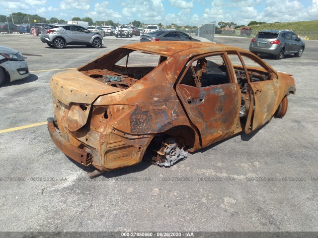 Photo 3 VIN: 5YFBURHE1KP904451 - TOYOTA COROLLA 