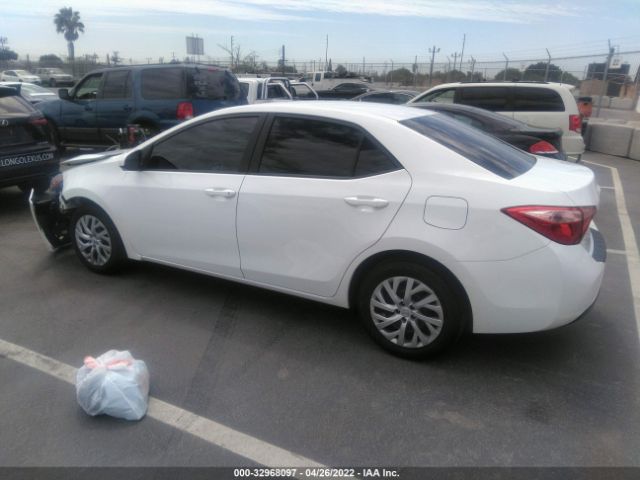 Photo 2 VIN: 5YFBURHE1KP904787 - TOYOTA COROLLA 