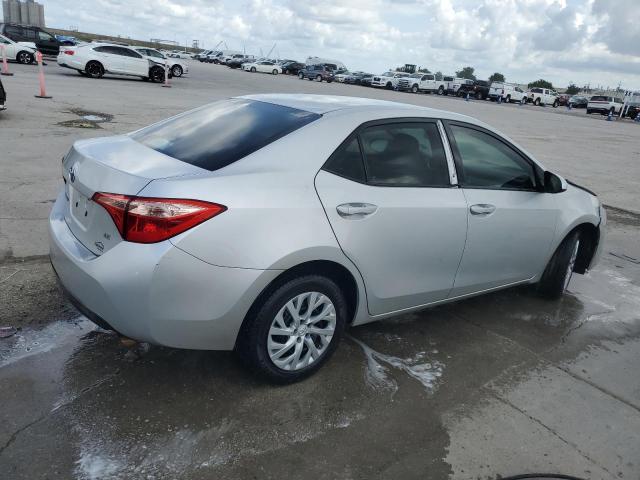 Photo 2 VIN: 5YFBURHE1KP907284 - TOYOTA COROLLA 