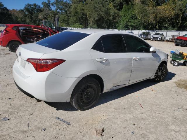 Photo 2 VIN: 5YFBURHE1KP913568 - TOYOTA COROLLA 