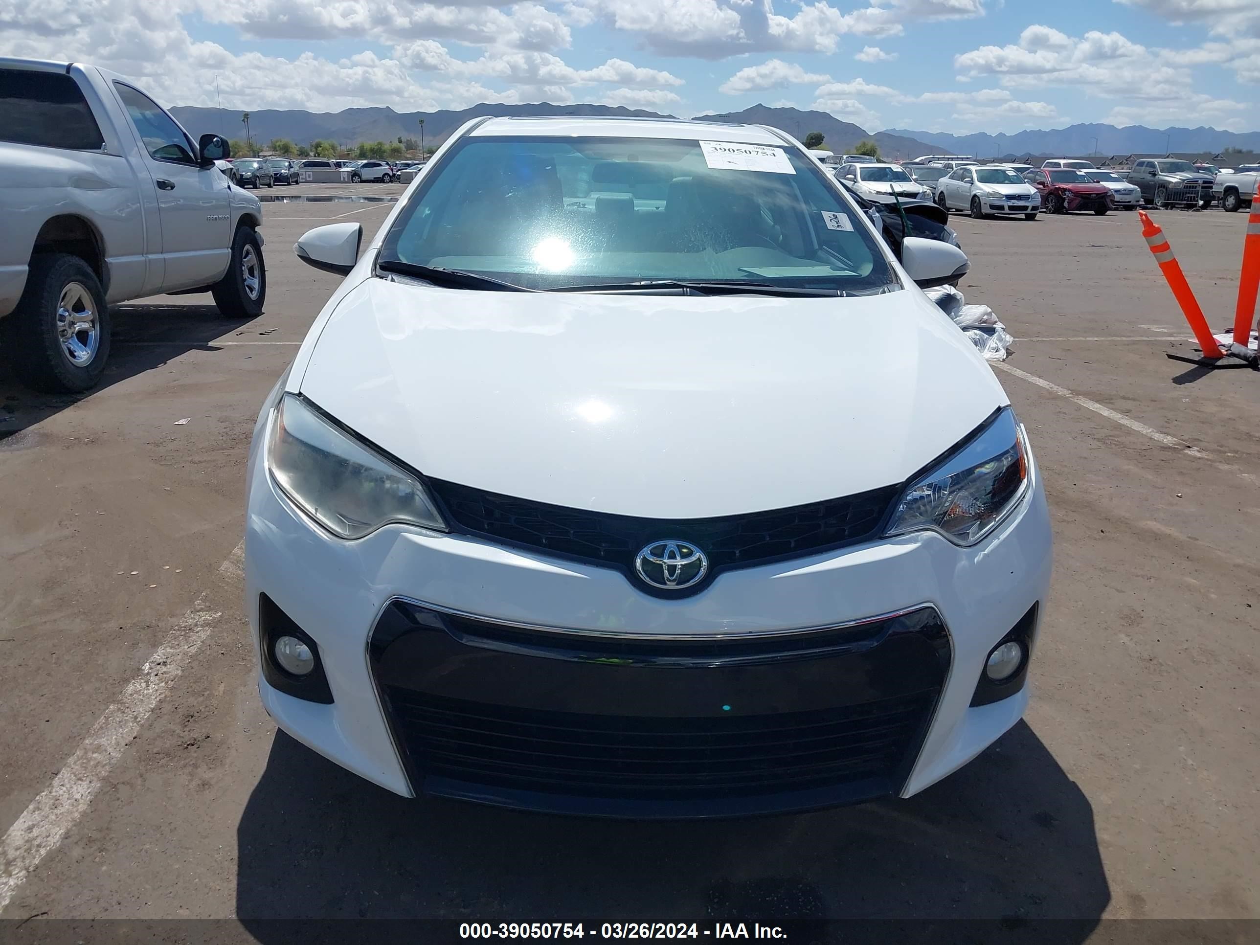 Photo 11 VIN: 5YFBURHE2GP413779 - TOYOTA COROLLA 