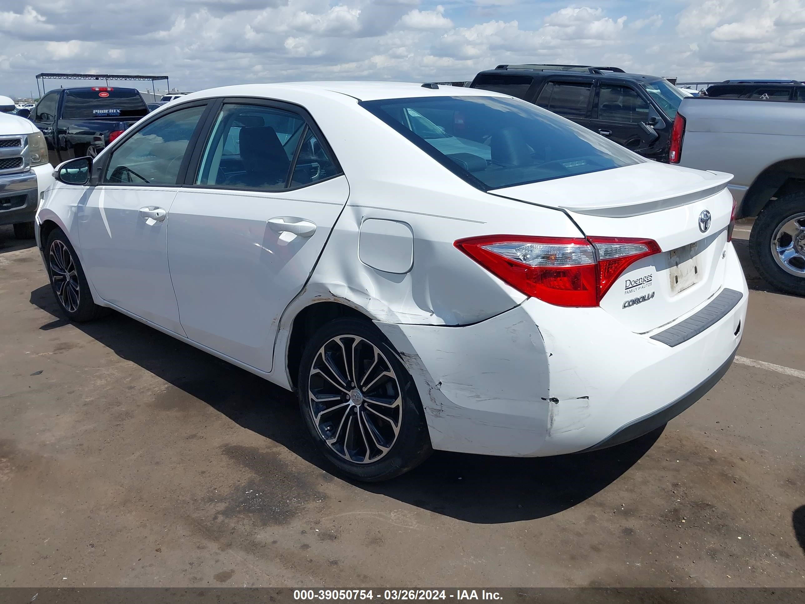 Photo 5 VIN: 5YFBURHE2GP413779 - TOYOTA COROLLA 