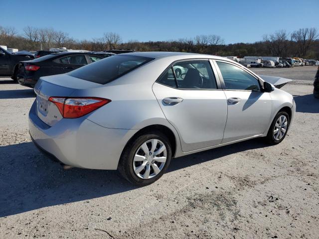 Photo 2 VIN: 5YFBURHE2GP457880 - TOYOTA COROLLA L 