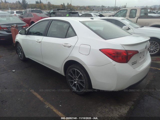 Photo 2 VIN: 5YFBURHE2HP613868 - TOYOTA COROLLA 